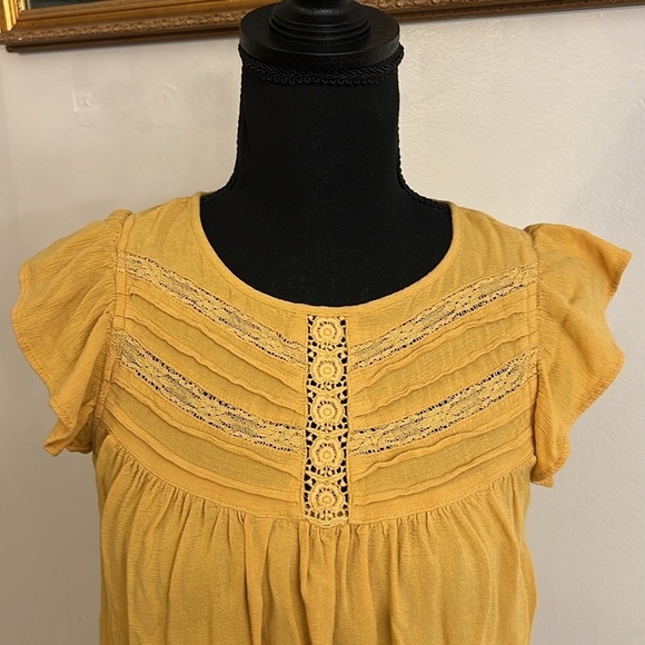 American Eagle Boho Top with Keyhole Button, Sz. S. - Picture 2 of 11